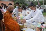 เทศบาลตำบลหนองคล้า ร่วมงานวันออกพรรษา (ตักบาตรเทโว) ประจำปี